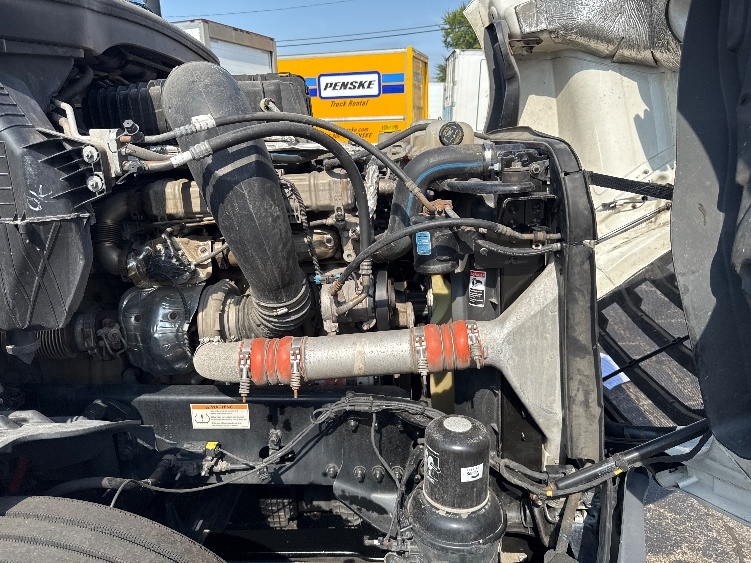Used 2022 Freightliner Cascadia - photo 22