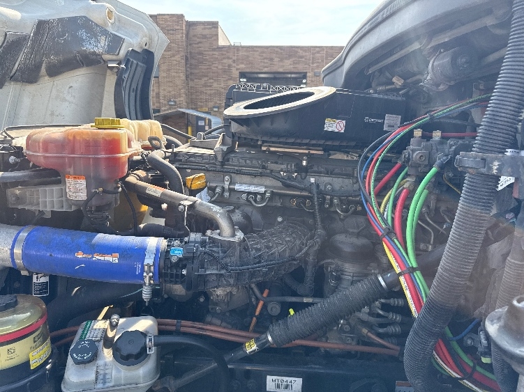 Used 2022 Freightliner Cascadia - photo 23