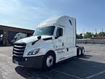 Used 2022 Freightliner Cascadia Detroit DD15AT Semi Truck with Sleeper Cab for sale #385328 - photo 3