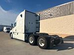 Used 2022 Freightliner Cascadia Detroit DD15AT Semi Truck with Sleeper Cab for sale #385341 - photo 5