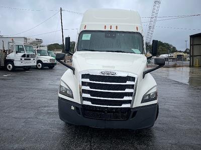 Used 2022 Freightliner Cascadia Detroit DD15AT Semi Truck with Sleeper Cab for sale #385347 - photo 2