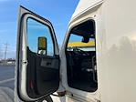 Used 2022 Freightliner Cascadia Detroit DD15AT Semi Truck with Sleeper Cab for sale #385348 - photo 9