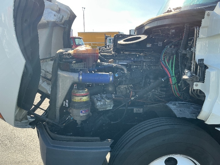 Used 2022 Freightliner Cascadia - photo 23
