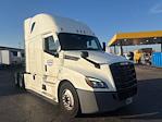 Used 2022 Freightliner Cascadia Detroit DD15AT Semi Truck with Sleeper Cab for sale #385353 - photo 1