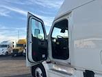 Used 2022 Freightliner Cascadia Detroit DD15AT Semi Truck with Sleeper Cab for sale #385353 - photo 9