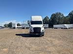 Used 2022 Freightliner Cascadia Detroit DD15AT Semi Truck with Sleeper Cab for sale #385370 - photo 2