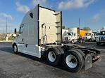 Used 2022 Freightliner Cascadia Detroit DD15AT Semi Truck with Sleeper Cab for sale #385372 - photo 5