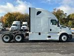 Used 2022 Freightliner Cascadia Detroit DD15AT Semi Truck with Sleeper Cab for sale #385372 - photo 8