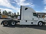 Used 2022 Freightliner Cascadia Detroit DD15AT Semi Truck with Sleeper Cab for sale #385380 - photo 8