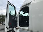 Used 2022 Freightliner Cascadia Detroit DD15AT Semi Truck with Sleeper Cab for sale #385380 - photo 9