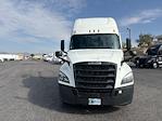 Used 2022 Freightliner Cascadia Detroit DD15AT Semi Truck with Sleeper Cab for sale #385383 - photo 2