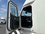 Used 2022 Freightliner Cascadia Detroit DD15AT Semi Truck with Sleeper Cab for sale #385383 - photo 9