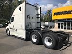 Used 2022 Freightliner Cascadia Detroit DD15AT Semi Truck with Sleeper Cab for sale #385399 - photo 5