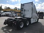 Used 2022 Freightliner Cascadia Detroit DD15AT Semi Truck with Sleeper Cab for sale #385400 - photo 7