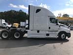 Used 2022 Freightliner Cascadia Detroit DD15AT Semi Truck with Sleeper Cab for sale #385400 - photo 8