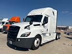 Used 2022 Freightliner Cascadia Detroit DD15AT Semi Truck with Sleeper Cab for sale #385403 - photo 3