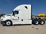Used 2022 Freightliner Cascadia Detroit DD15AT Semi Truck with Sleeper Cab for sale #385403 - photo 4