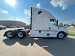 Used 2022 Freightliner Cascadia Detroit DD15AT Semi Truck with Sleeper Cab for sale #385407 - photo 8