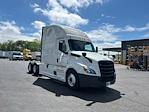 Used 2022 Freightliner Cascadia Detroit DD15AT Semi Truck with Sleeper Cab for sale #385416 - photo 1