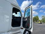 Used 2022 Freightliner Cascadia Detroit DD15AT Semi Truck with Sleeper Cab for sale #385416 - photo 13