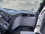 Used 2022 Freightliner Cascadia Detroit DD15AT Semi Truck with Sleeper Cab for sale #385416 - photo 14