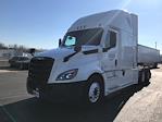 Used 2022 Freightliner Cascadia Detroit DD15AT Semi Truck with Sleeper Cab for sale #385422 - photo 3
