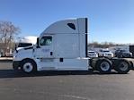Used 2022 Freightliner Cascadia Detroit DD15AT Semi Truck with Sleeper Cab for sale #385422 - photo 4