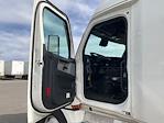Used 2022 Freightliner Cascadia Detroit DD15AT Semi Truck with Sleeper Cab for sale #385426 - photo 9