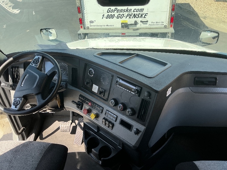 Used 2022 Freightliner Cascadia - photo 14