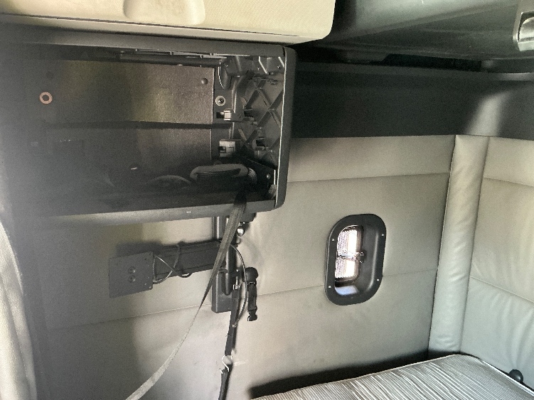 Used 2022 Freightliner Cascadia - photo 20