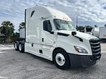 Used 2022 Freightliner Cascadia Detroit DD15AT Semi Truck with Sleeper Cab for sale #385478 - photo 1
