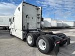 Used 2022 Freightliner Cascadia Detroit DD15AT Semi Truck with Sleeper Cab for sale #385478 - photo 5