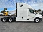 Used 2022 Freightliner Cascadia Detroit DD15AT Semi Truck with Sleeper Cab for sale #385478 - photo 8