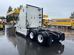 Used 2022 Freightliner Cascadia Detroit DD15AT Semi Truck with Sleeper Cab for sale #385490 - photo 5