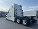 Used 2022 Freightliner Cascadia Detroit DD15AT Semi Truck with Sleeper Cab for sale #385497 - photo 5