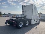 Used 2022 Freightliner Cascadia Detroit DD15AT Semi Truck with Sleeper Cab for sale #385497 - photo 7