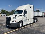 Used 2022 Freightliner Cascadia Detroit DD15AT Semi Truck with Sleeper Cab for sale #385519 - photo 3