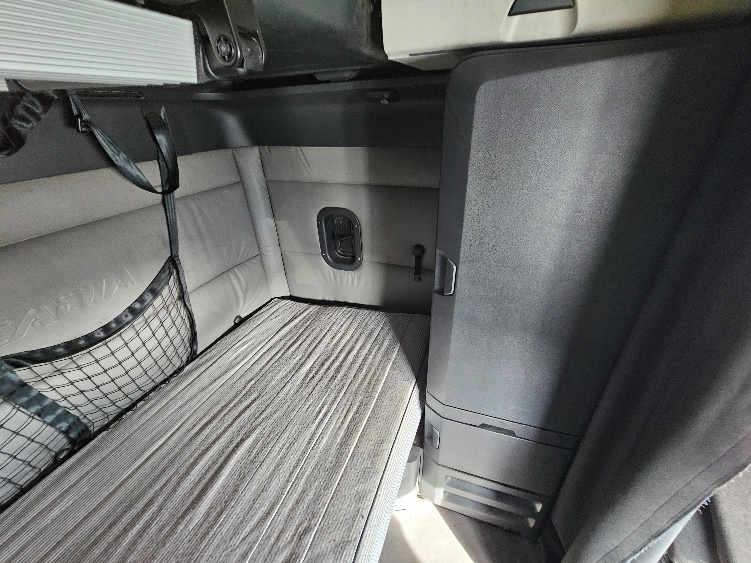Used 2022 Freightliner Cascadia - photo 20