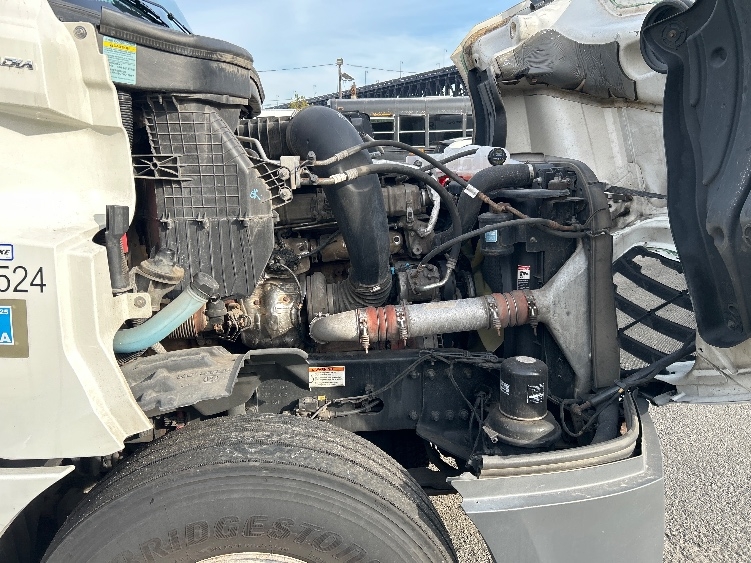 Used 2022 Freightliner Cascadia - photo 22