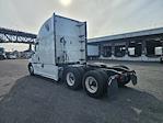 Used 2022 Freightliner Cascadia Detroit DD15AT Semi Truck with Sleeper Cab for sale #385524 - photo 5