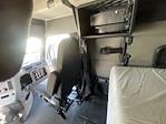 Used 2022 Freightliner Cascadia Detroit DD15AT Semi Truck with Sleeper Cab for sale #385547 - photo 18