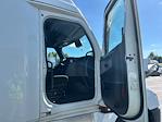 Used 2022 Freightliner Cascadia Detroit DD15AT Semi Truck with Sleeper Cab for sale #385551 - photo 13