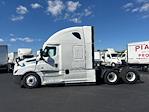 Used 2022 Freightliner Cascadia Detroit DD15AT Semi Truck with Sleeper Cab for sale #385551 - photo 4