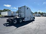 Used 2022 Freightliner Cascadia Detroit DD15AT Semi Truck with Sleeper Cab for sale #385551 - photo 7