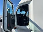 Used 2022 Freightliner Cascadia Detroit DD15AT Semi Truck with Sleeper Cab for sale #385551 - photo 9