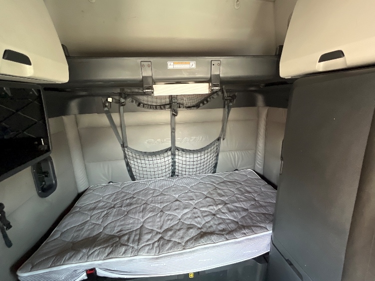 Used 2022 Freightliner Cascadia - photo 18