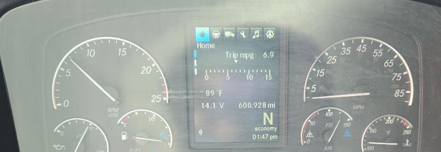 Used 2022 Freightliner Cascadia - photo 23