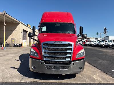 Used 2021 Freightliner Cascadia Detroit DD15AT Semi Truck with Sleeper Cab for sale #385891 - photo 2