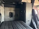 Used 2021 Freightliner Cascadia Detroit DD15AT Semi Truck with Sleeper Cab for sale #385891 - photo 18
