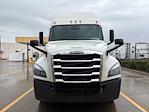 Used 2021 Freightliner Cascadia Detroit DD15AT Semi Truck with Sleeper Cab for sale #386383 - photo 2